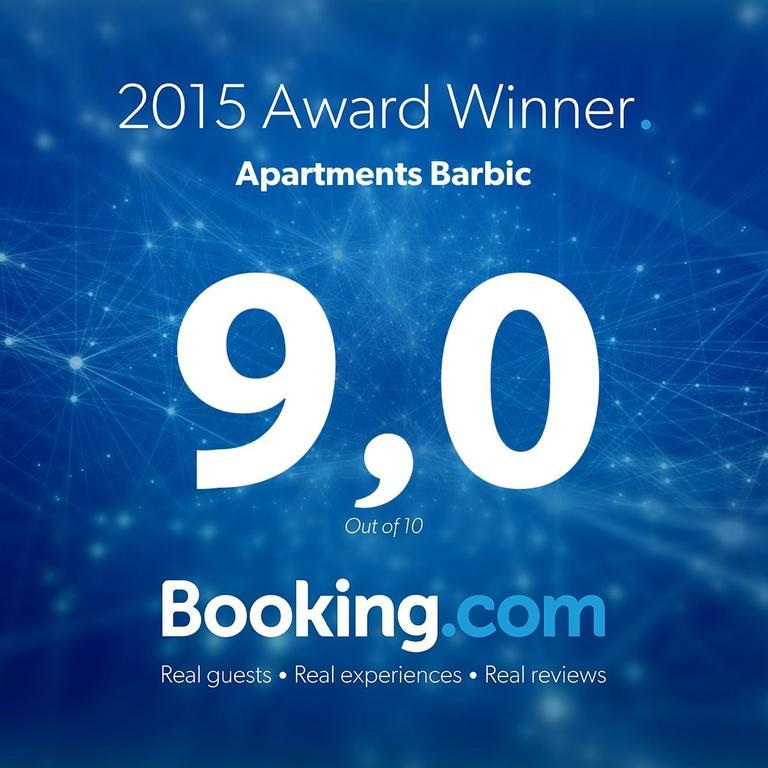 Apartments Barbic 乌马格 外观 照片