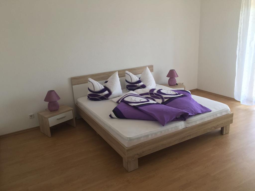 Apartments Barbic 乌马格 外观 照片